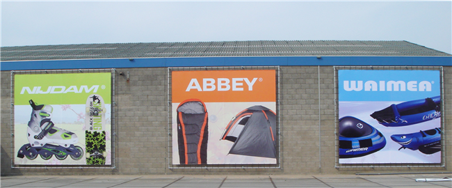 Nieuwe buitenposters!